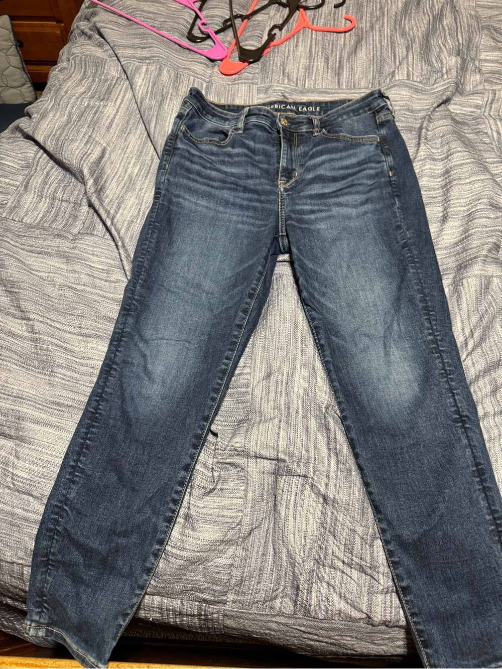 American Eagle Outfitters Women’s Dark Blue High-Rise Jeggings
